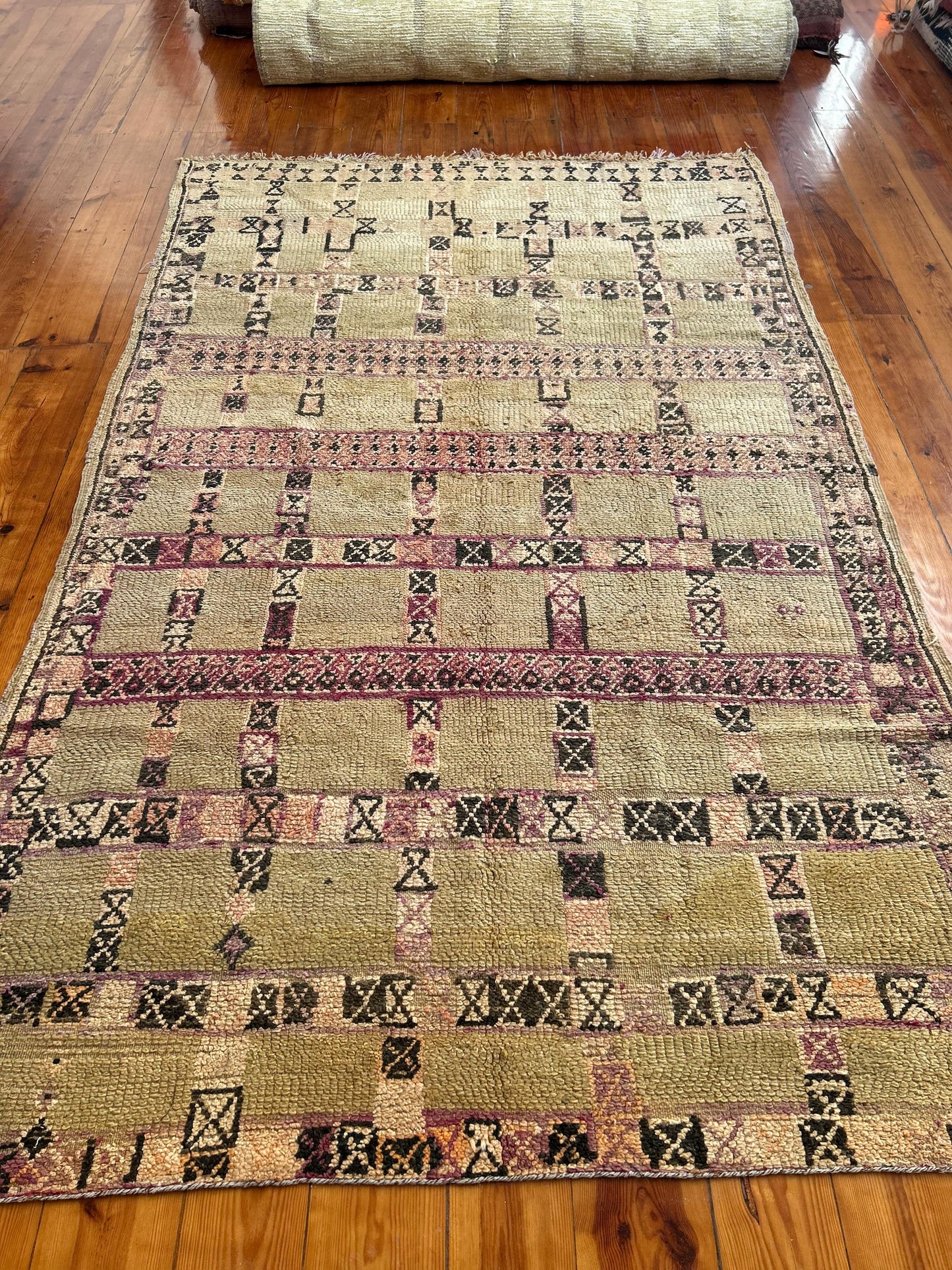 Vintage Green Beni Mguild Moroccan Rug