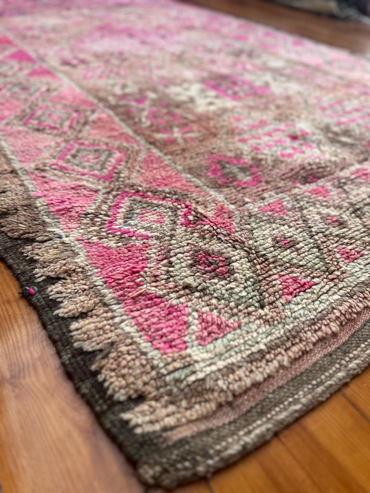 Pink Beni Mguild Moroccan Rug
