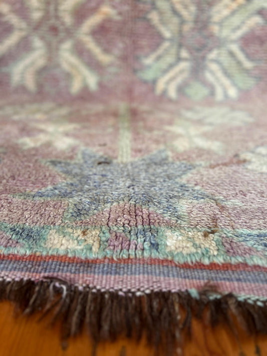 Beni Mguild Runner; 245 x 118 cm (Moroccan Berber Carpet)