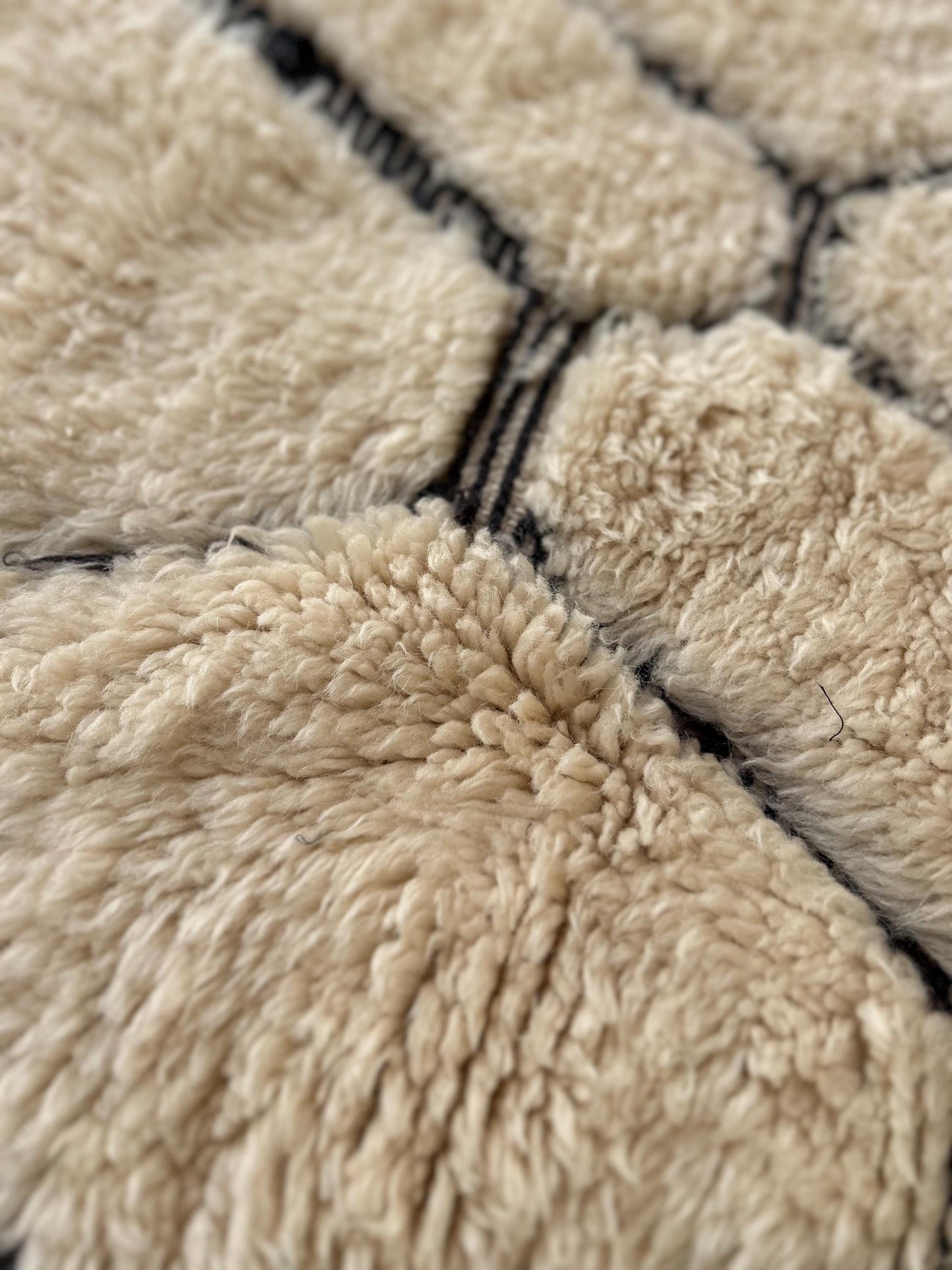 Luxury Cream Beni Mrirt Moroccan Rug