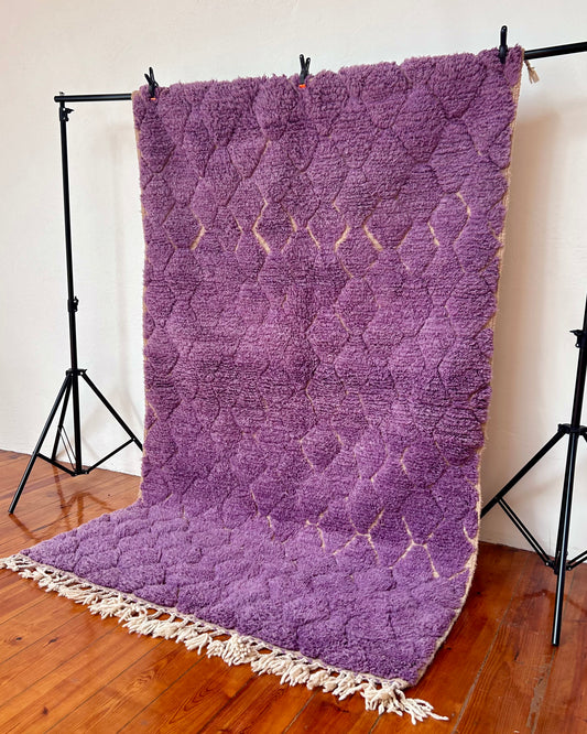 Purple Moroccan Boujad Rug; 250 x 150 cm (Berber Handmade Carpet)