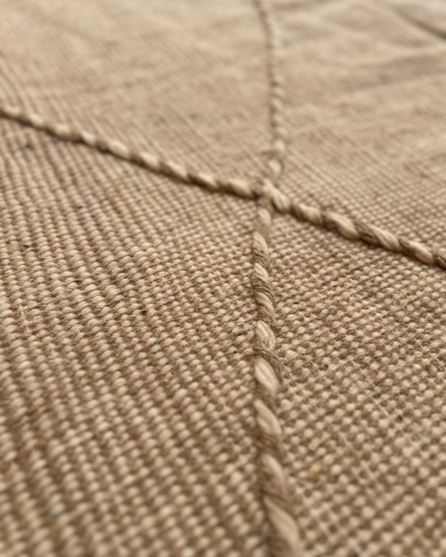 Beige Kilim Flat-Weave Moroccan Rug; 300 x 200 cm (Berber Carpet)