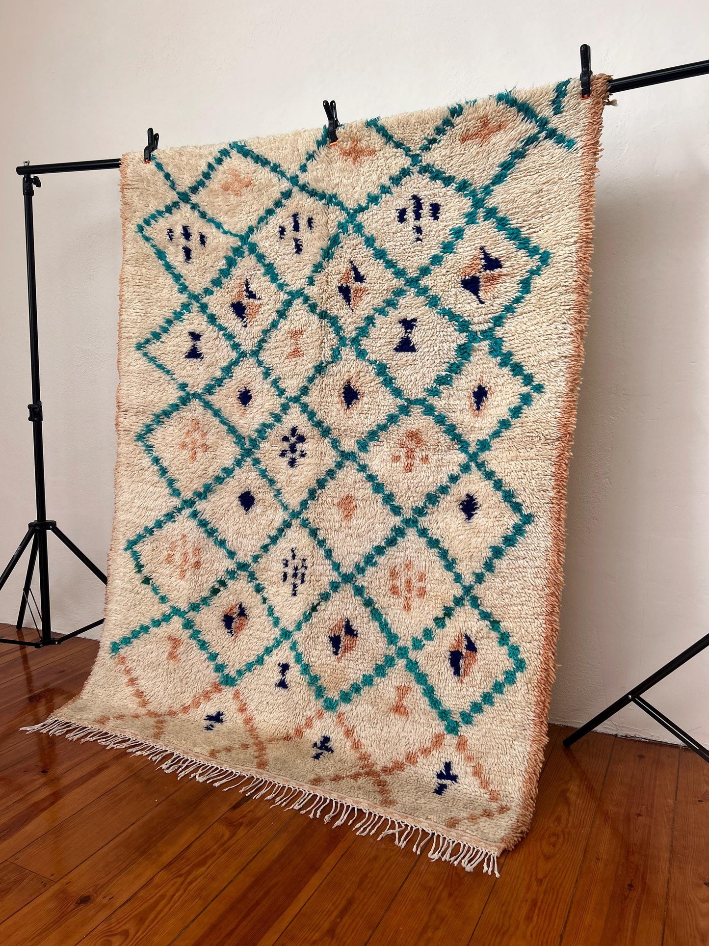 Moroccan Berber Rug; 190 x 145 cm (Mermoucha Carpet)
