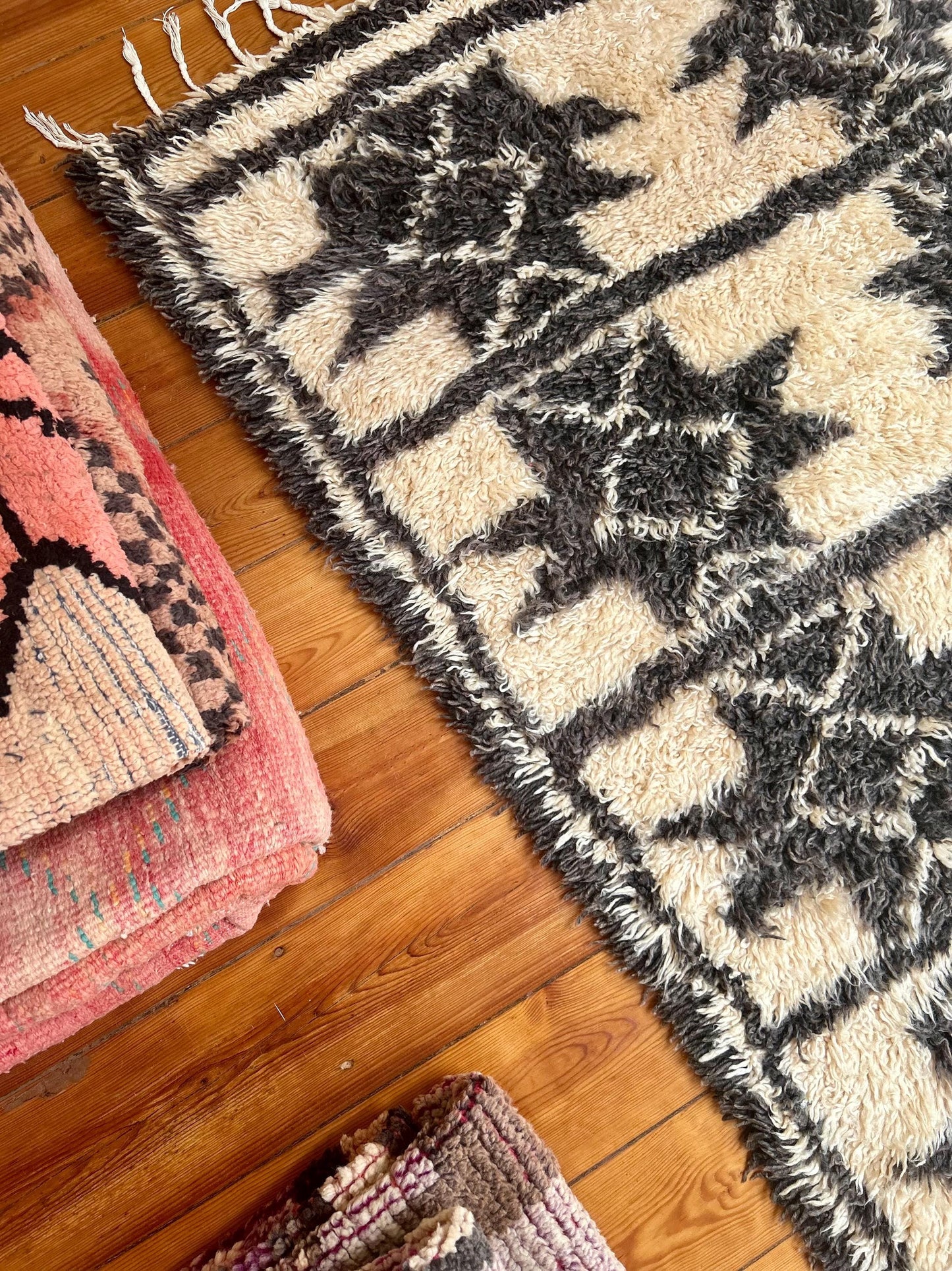 Beni Ouarain Vintage Moroccan Rug