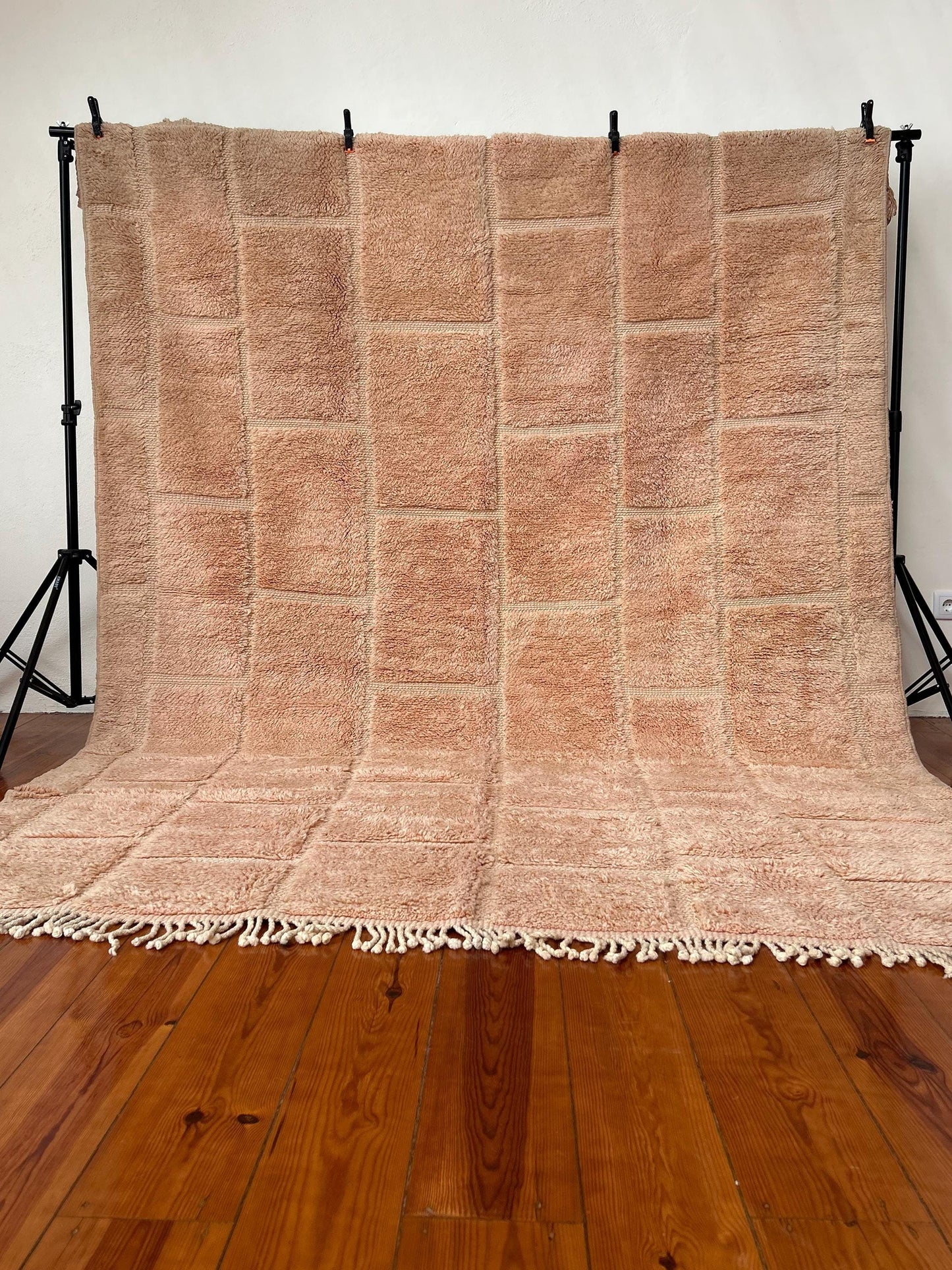 Pink Luxury Beni Mrirt Moroccan Rug; 210 x 286