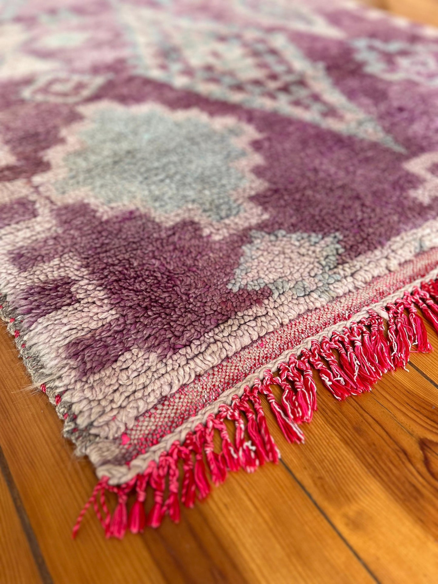 Purple Vintage Beni Mguild Runner; 310 x 108 cm (Moroccan Berber Carpet)