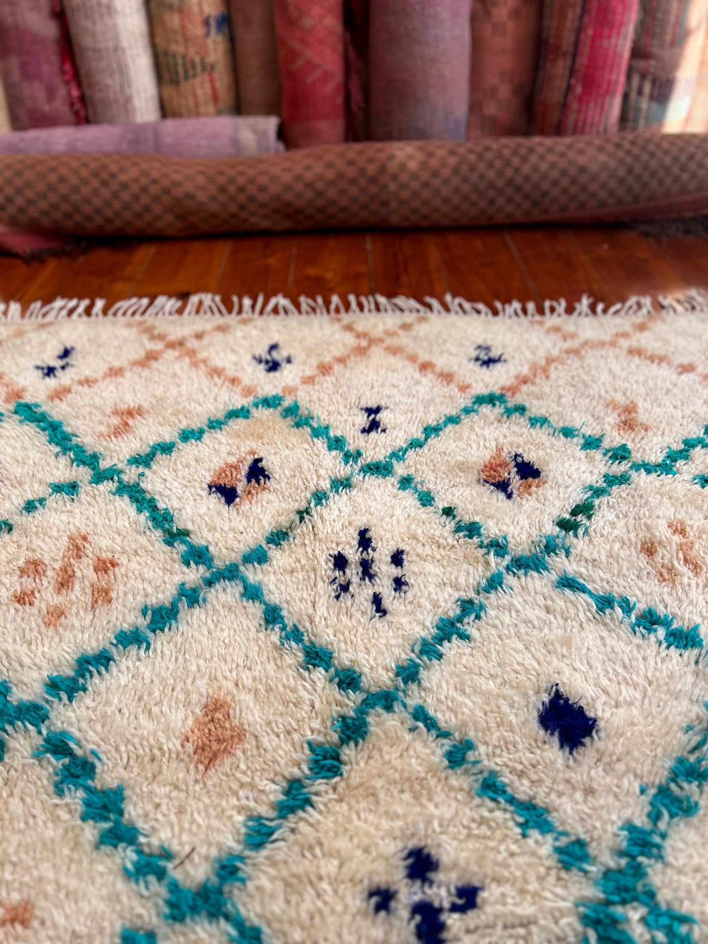 Moroccan Berber Rug; 190 x 145 cm (Mermoucha Carpet)