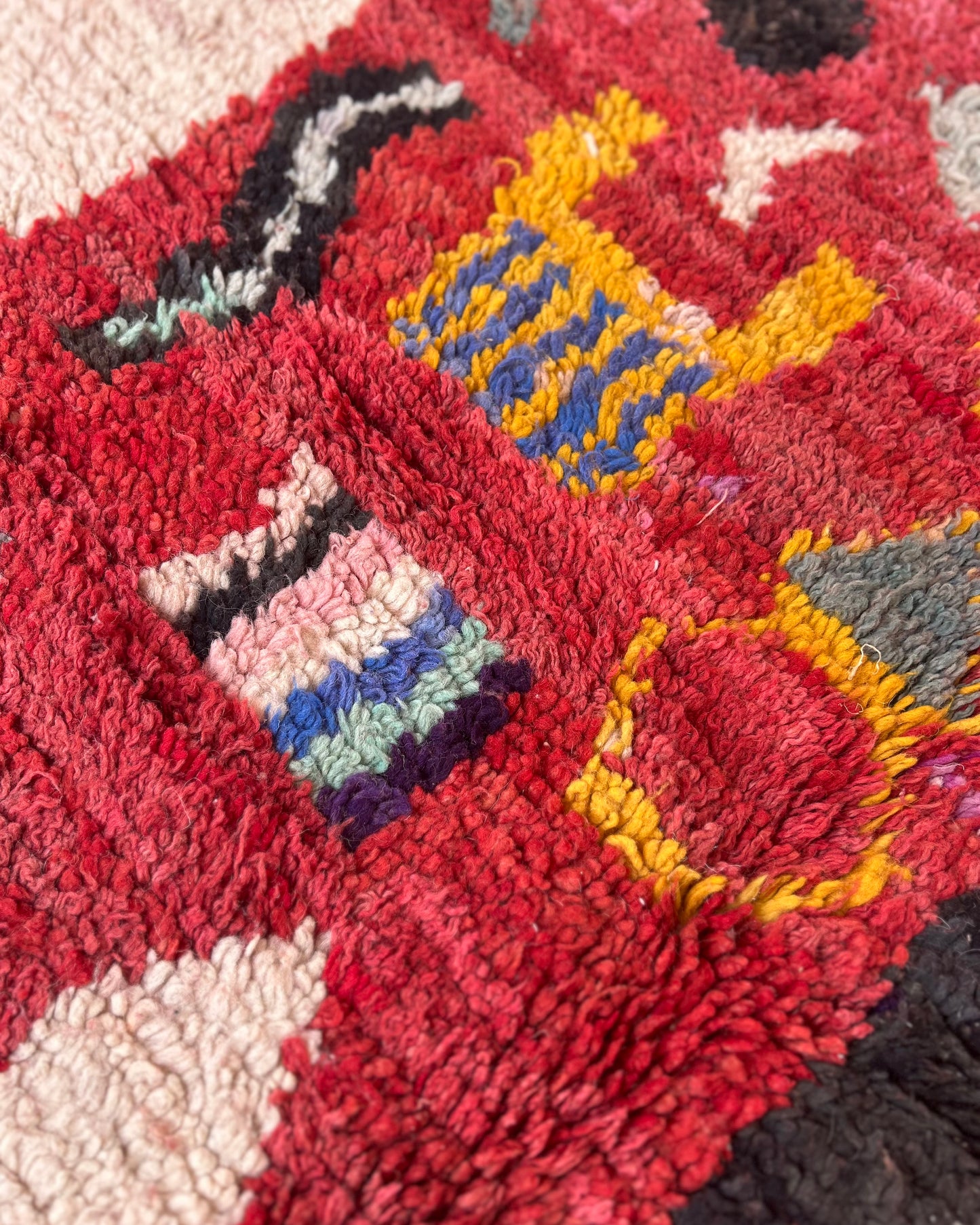 Red Boujad Moroccan Rug; 320 x 200 cm (Handmade Berber Carpet)