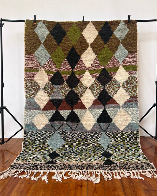 Green Moroccan Boujad Rug; 250 x 150 cm (Berber Handmade Carpet)