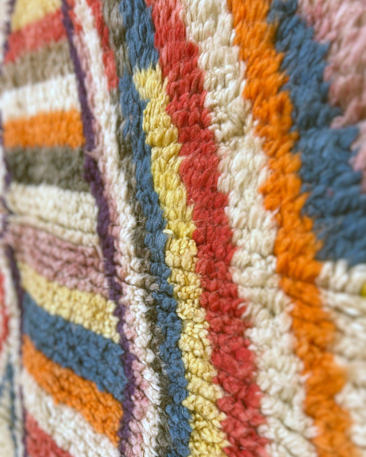 Multicoloured Moroccan Boujad Rug; 150  x 250 cm (Berber Handmade Carpet)