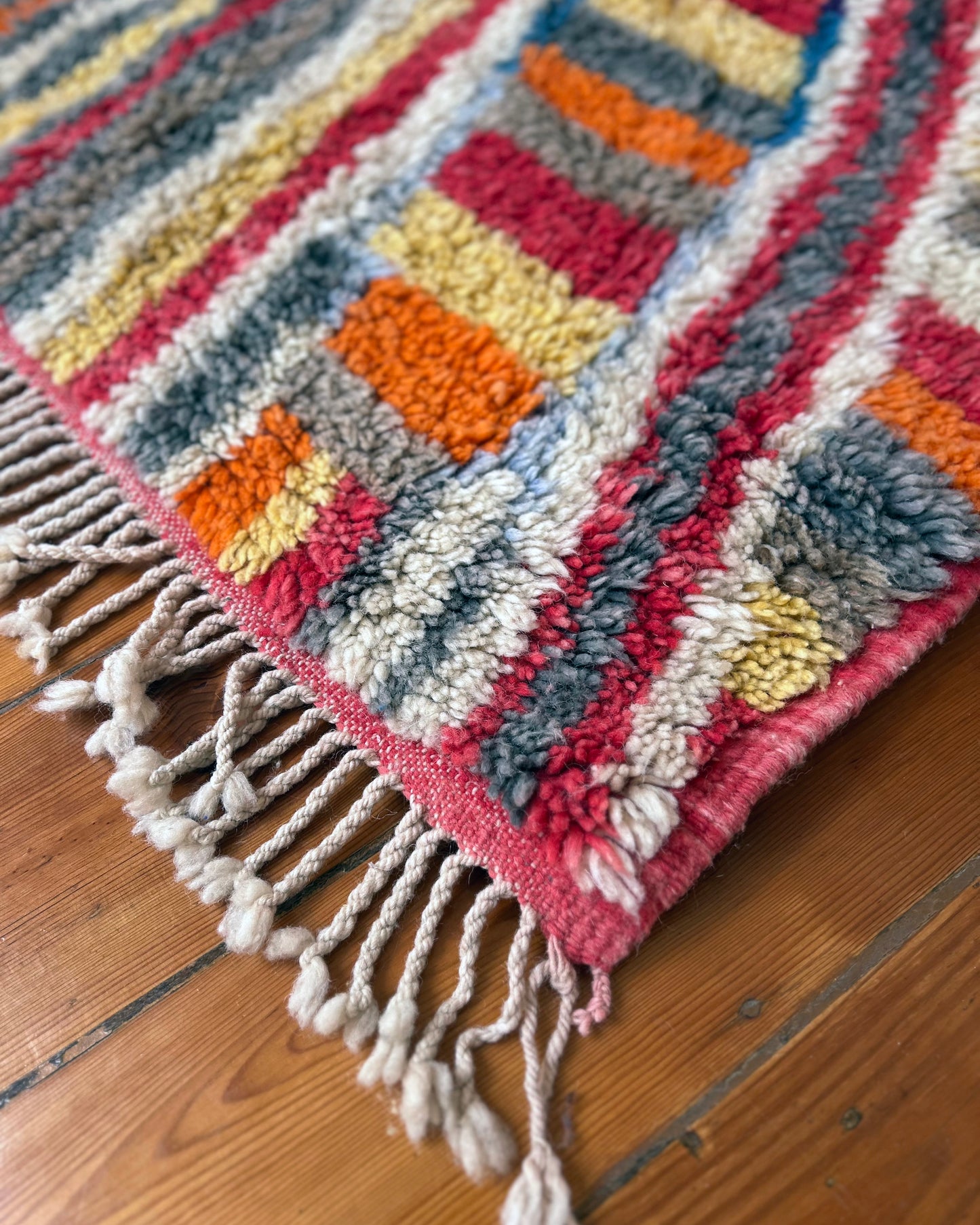 Multicoloured Moroccan Boujad Rug; 150  x 250 cm (Berber Handmade Carpet)