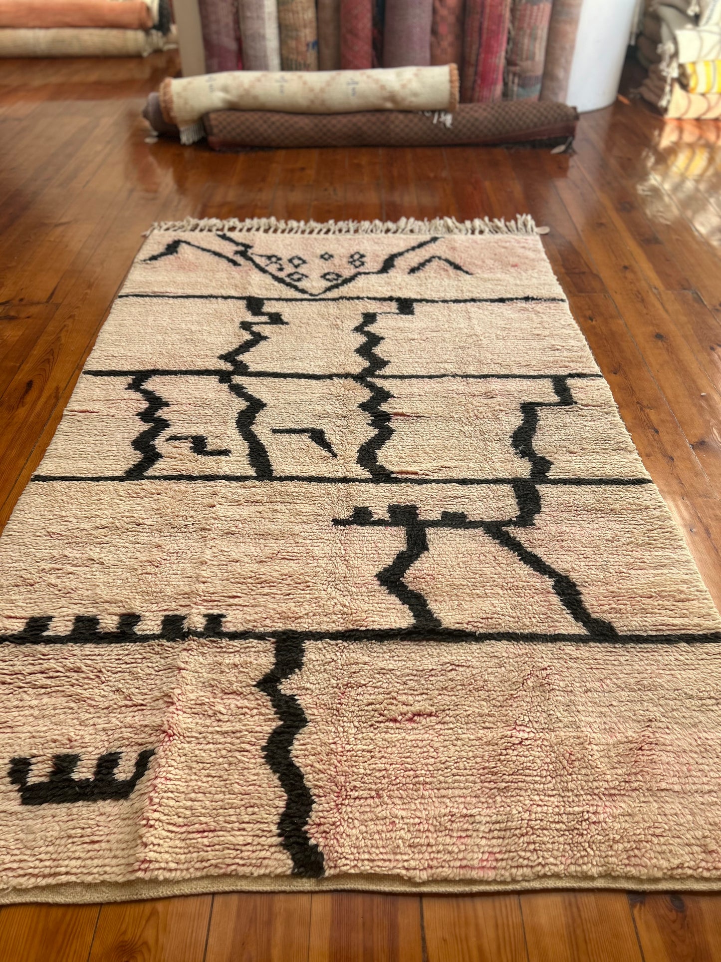 Moroccan Boujad Rug; 157  x 250 cm (Berber Handmade Carpet)