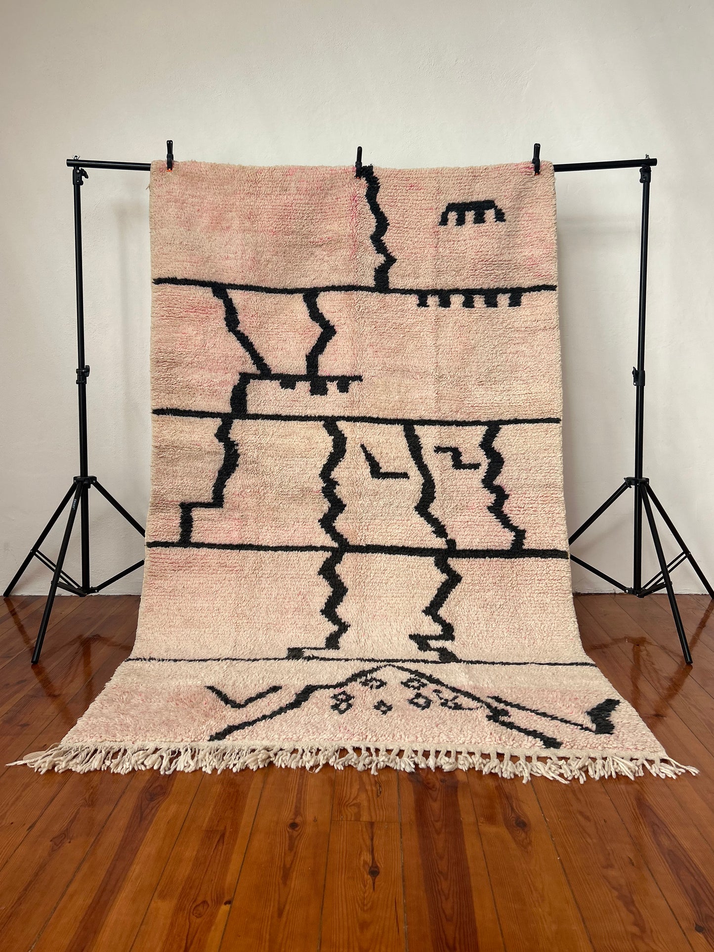 Moroccan Boujad Rug; 157  x 250 cm (Berber Handmade Carpet)