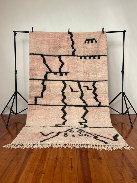 Moroccan Boujad Rug; 157  x 250 cm (Berber Handmade Carpet)