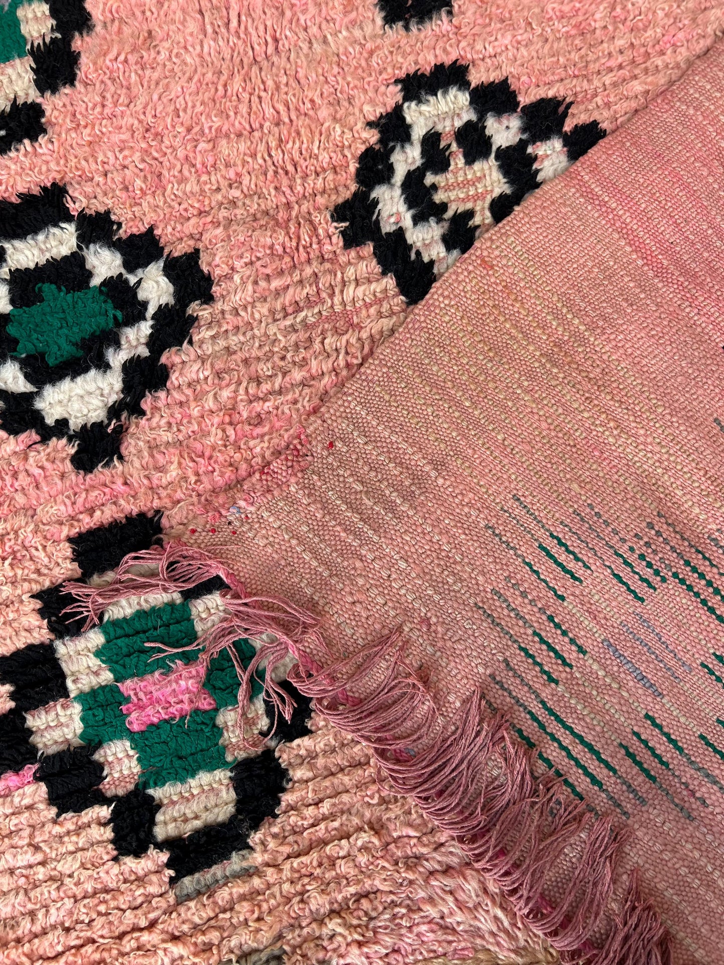 Pink Beni Mguild Moroccan Rug; 250 x 143 cm